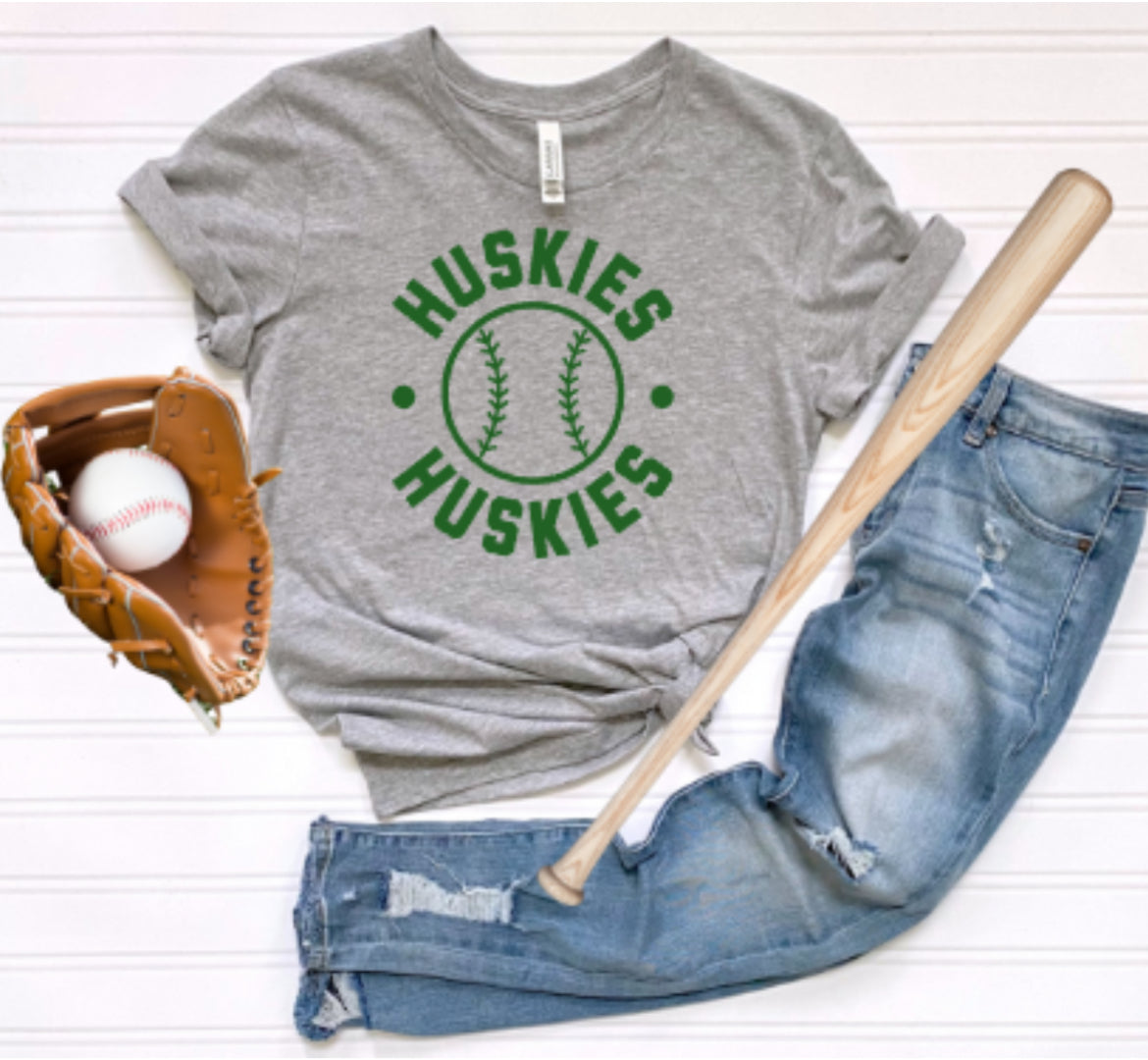 Huskies Fast Ball Softstyle Tee