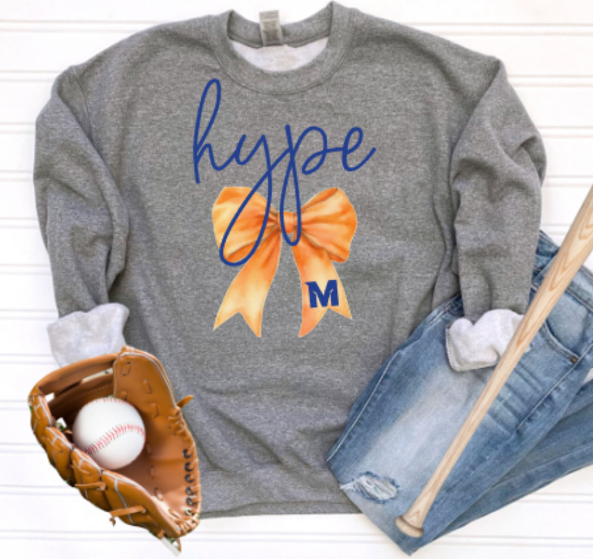 MTOWN Hype Coquette Bow Crewneck Sweatshirt