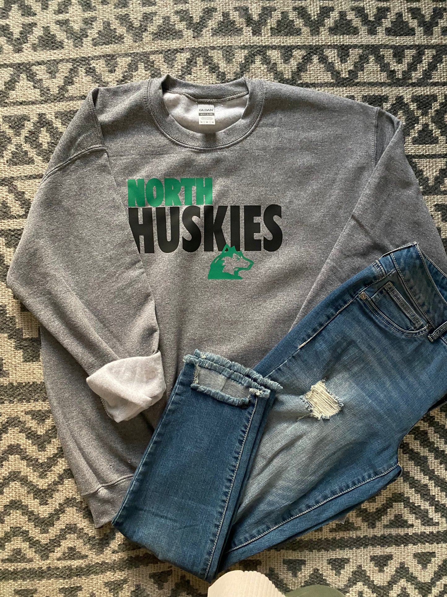 North HUSKIES Crewneck Sweatshirt